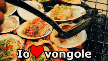 Vongole Frutti Di Mare Squisito Cibo Mangiare GIF - Clams Seafood Delicious GIFs