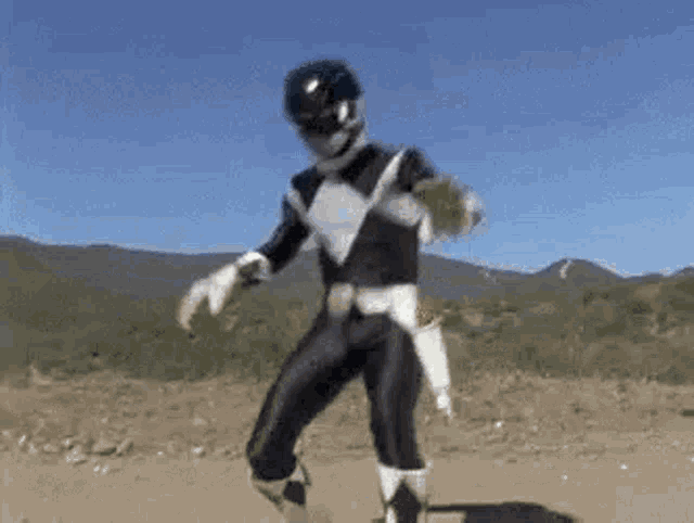 Power Rangers Ninja Steel Pose - Morphin' Legacy