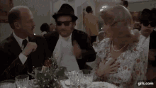 Blues Brothers GIF - Blues Brothers How GIFs