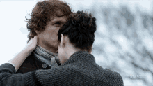 Outlander Jamie Fraser GIF - Outlander Jamie Fraser Kiss GIFs