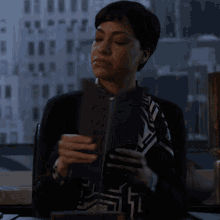 Its Empty Lucca Quinn GIF - Its Empty Lucca Quinn The Good Fight GIFs