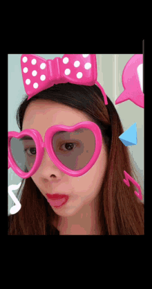 Lol Heart Glasses GIF - Lol Heart Glasses Pink GIFs