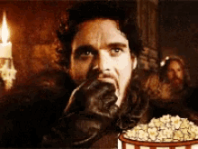 Game Of Thrones Eating Popcorn GIF - Game Of Thrones Eating Popcorn Yum GIFs