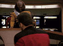 Star Trek Tng Jonathan Frakes GIF - Star Trek Tng Jonathan Frakes Riker GIFs