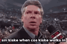 Sin Kiske When Cos Kiske Walks In Sin GIF - Sin Kiske When Cos Kiske Walks In Sin Kiske Sin GIFs