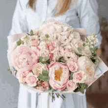 Flower Bouquet Delivery Funeral Flower Toronto GIF - Flower Bouquet Delivery Funeral Flower Toronto GIFs