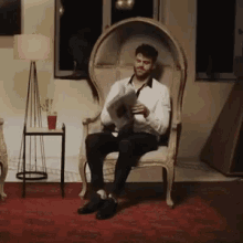 The Chainsmokers Reading GIF - The Chainsmokers Reading Newspaper GIFs