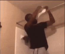 GIF