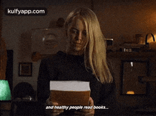 And Healthy People Read Books..Gif GIF - And Healthy People Read Books. Emma Stone Maniac GIFs
