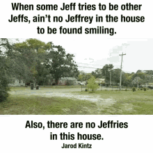 Front Yard No Jeffreis GIF - Front Yard No Jeffreis Houses GIFs
