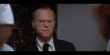 The Man Who Fell To Earth Walking Away GIF - The Man Who Fell To Earth Walking Away Rip Torn GIFs