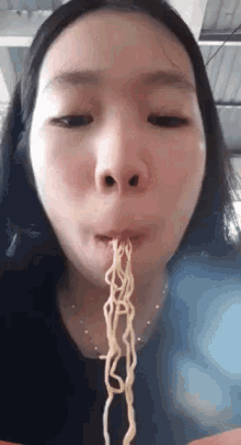 thaongao noodles eating cute