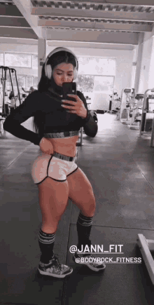 Fitness Girl Sexy GIF - Fitness Girl Sexy Hot GIFs