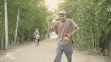 Chờtui Với đangđến GIF