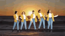 Ladiesss GIF - Ladies Dancing Rashida Jones GIFs