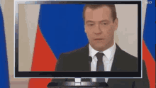 медведев россия ага бровь GIF - Medvedv Russia Eyebrow Raise GIFs