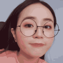 Linh Kett Smile GIF - Linh Kett Smile Selfie GIFs