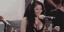 Nicki Minaj Singing GIF - Nicki Minaj Singing Smiling GIFs