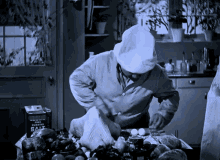 The Three Stooges Curly GIF - The Three Stooges Curly Eggs GIFs
