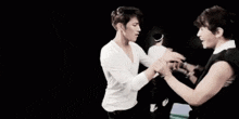 맞자 좀맞자 이리와 때림 때리기 킥 니킥 GIF