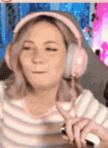 Paperlouise Yeahnahdance GIF - Paperlouise Paper Louise GIFs