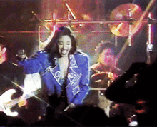 Devante Aaliyah GIF - Devante Aaliyah Concert GIFs