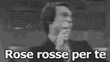 Rose Rosse Per Te Massimo Ranieri Canzone GIF - Red Roses For You Massimo Ranieri Song GIFs
