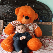 Prabh Singh Cute Baby GIF - Prabh Singh Cute Baby Baby With Bear GIFs
