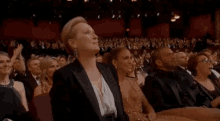 Meryl Streep Aplaudiendo Y Señalando GIF - Aita Ahi Esta Oscars GIFs