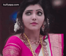 Mulikura.Gif GIF - Mulikura Athulya Ravi Actress GIFs