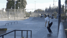 Grind Skate GIF - Grind Skate Skateboard GIFs