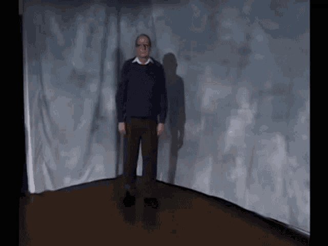 Back Pain Pain GIF - Back Pain Pain Old Man - Discover & Share GIFs