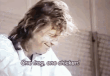Queen One Frog GIF - Queen One Frog One Chicken GIFs