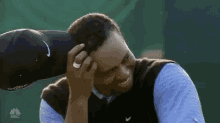 Tiger Woods Laughing GIF - Tiger Woods Lol Laughing GIFs