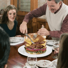Happy Thanksgiving Burger GIF - Happy Thanksgiving Burger Turkey GIFs