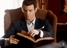Elijah Mikaelson Reading GIF