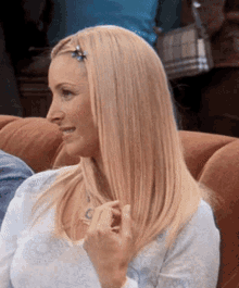 Friends Phoebe GIF - Friends Phoebe Eh GIFs