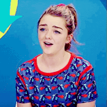 Maisie Williams (Game Of Thrones) Reaction To “selfie” Chosen As Oxford’s Word Of The Year GIF - Maisie Williams Selfie Lol GIFs