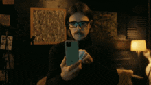 Rivers Cuomo Brian Bell GIF - Rivers Cuomo Brian Bell Weezer GIFs