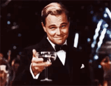 Que Lacre Sucesso Muito Bom Leonardo Di Caprio GIF - Lio Drink GIFs