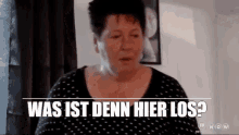 Tante Marianne Whats Going On Here GIF - Tante Marianne Whats Going On Here GIFs