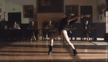flash dance jennifer beals alex owens 1983movie dancing