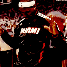 Le Bron James Miami Heat GIF - Le Bron James Miami Heat 2011nba Finals GIFs