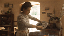 Eugénie Putting Spaghetti And Cabbage In The Pot The Taste Of Things GIF - Eugénie Putting Spaghetti And Cabbage In The Pot The Taste Of Things The Taste Of Things Film GIFs
