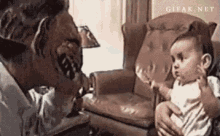 Pai GIF - Dad Monster Baby GIFs