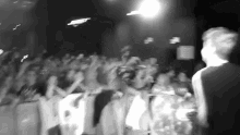Dylan Fraser Crowd GIF - Dylan Fraser Crowd Jump GIFs