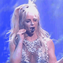 Britney Spears Concert GIF - Britney Spears Concert Performance GIFs