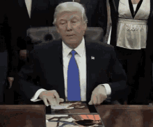 Yeet Trump GIF - Yeet Trump GIFs