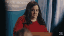 Saturday Night Live What Are You Doing GIF - Saturday Night Live What Are You Doing Note GIFs