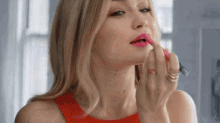 Gigi Hadid Blowing Kisses GIF - Gigi Hadid Blowing Kisses Kiss GIFs
